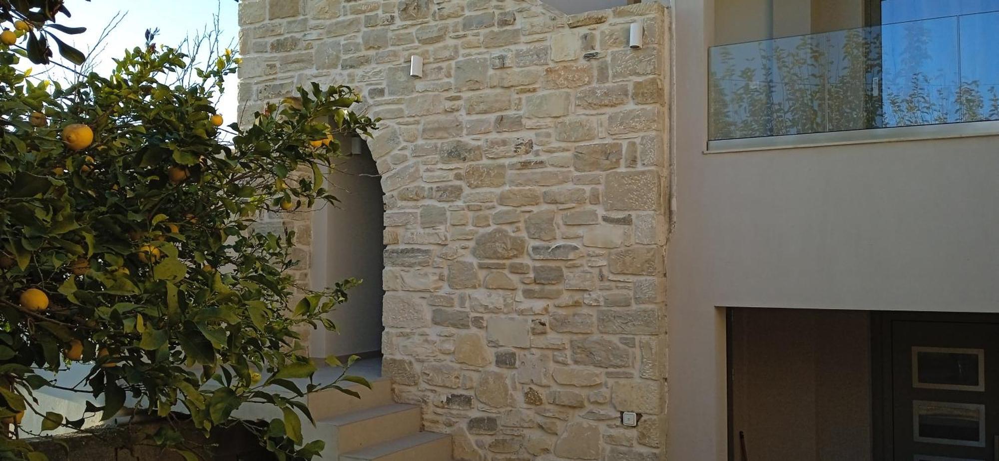 Kamilari Epavlis Luxury Apartments Ground Floor Exterior photo