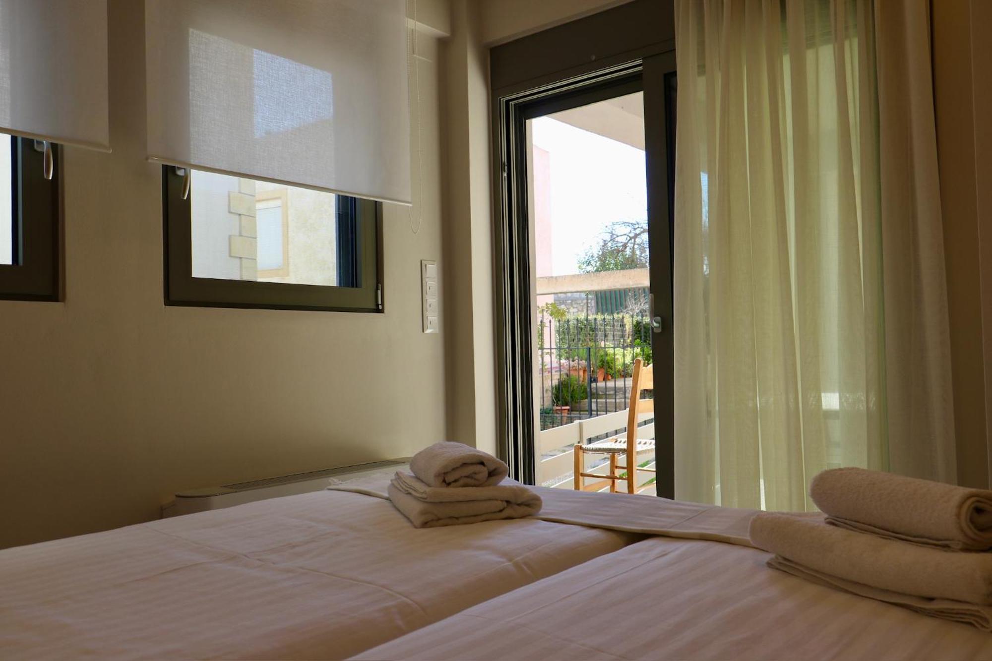 Kamilari Epavlis Luxury Apartments Ground Floor Exterior photo